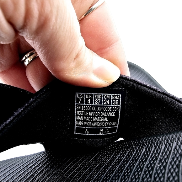 Skechers GOGA Max Go Walk Flex Sandal-Impressed Slide Black & Gray - Picture 4 of 10